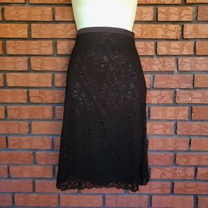 VTG Nine & Co Black Lace Pencil Skirt Sz 6 Knee Length Floral Lined Whimsigoth
